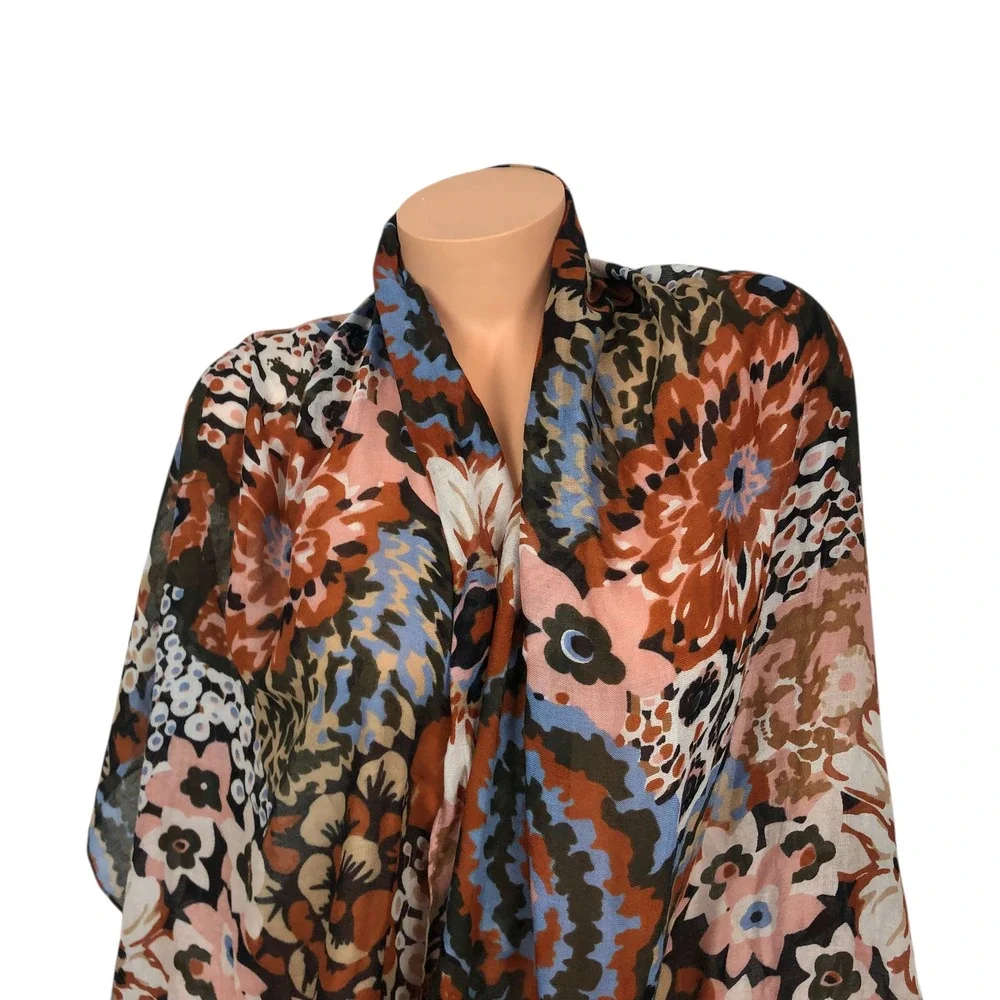 Vera Bradley‎ Multicolor Floral Print Neck Scarf Wrap Shawl Artsy Boho Colorful